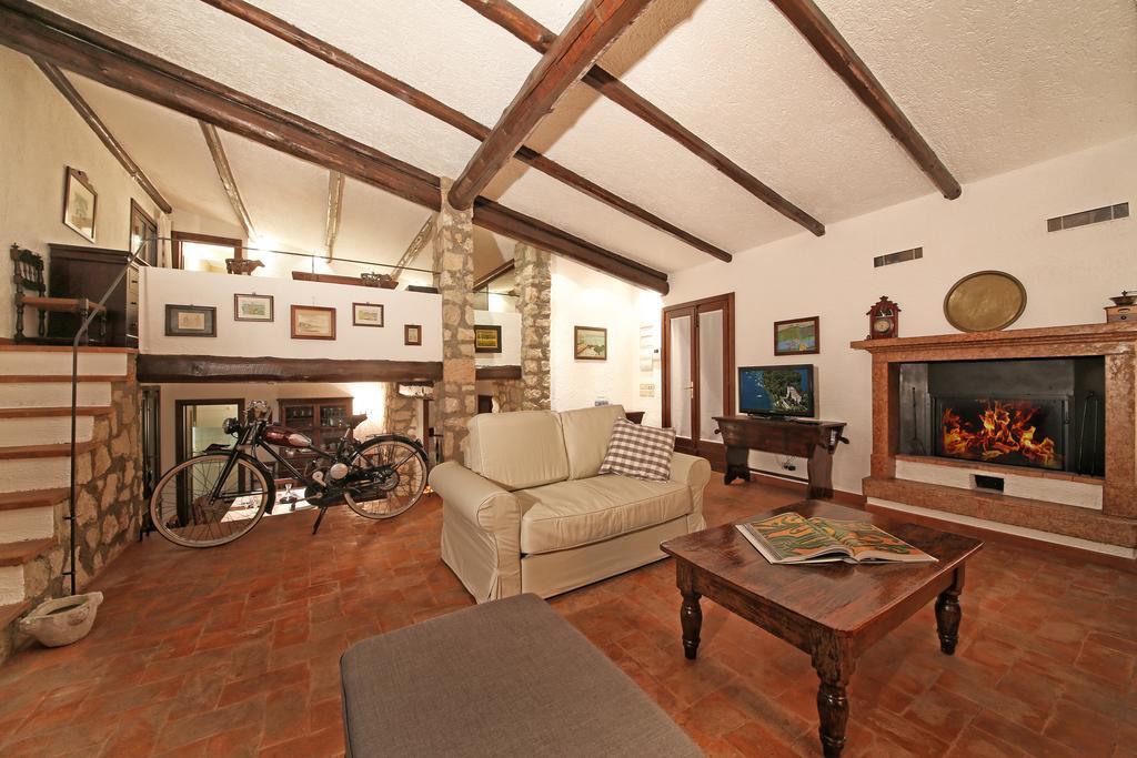 Villa Dei Rosmarini Toscolano Maderno Extérieur photo